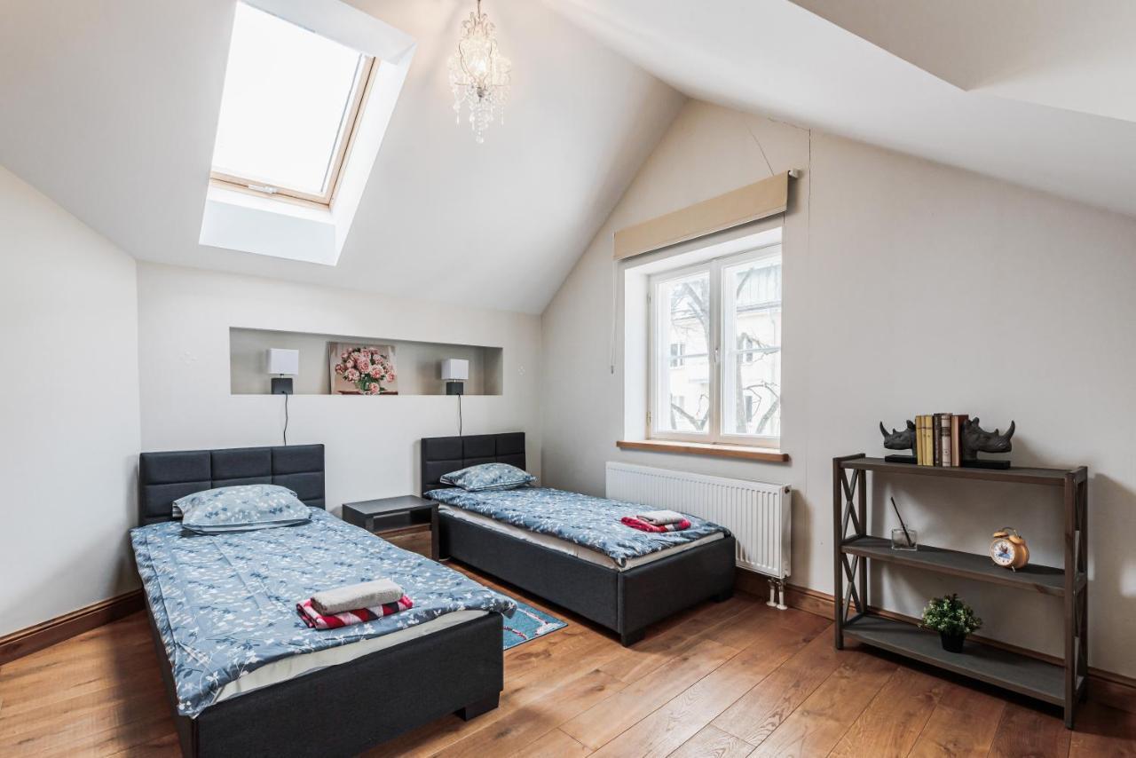 AirHome - Kuninga Apartment Tallinn Bagian luar foto
