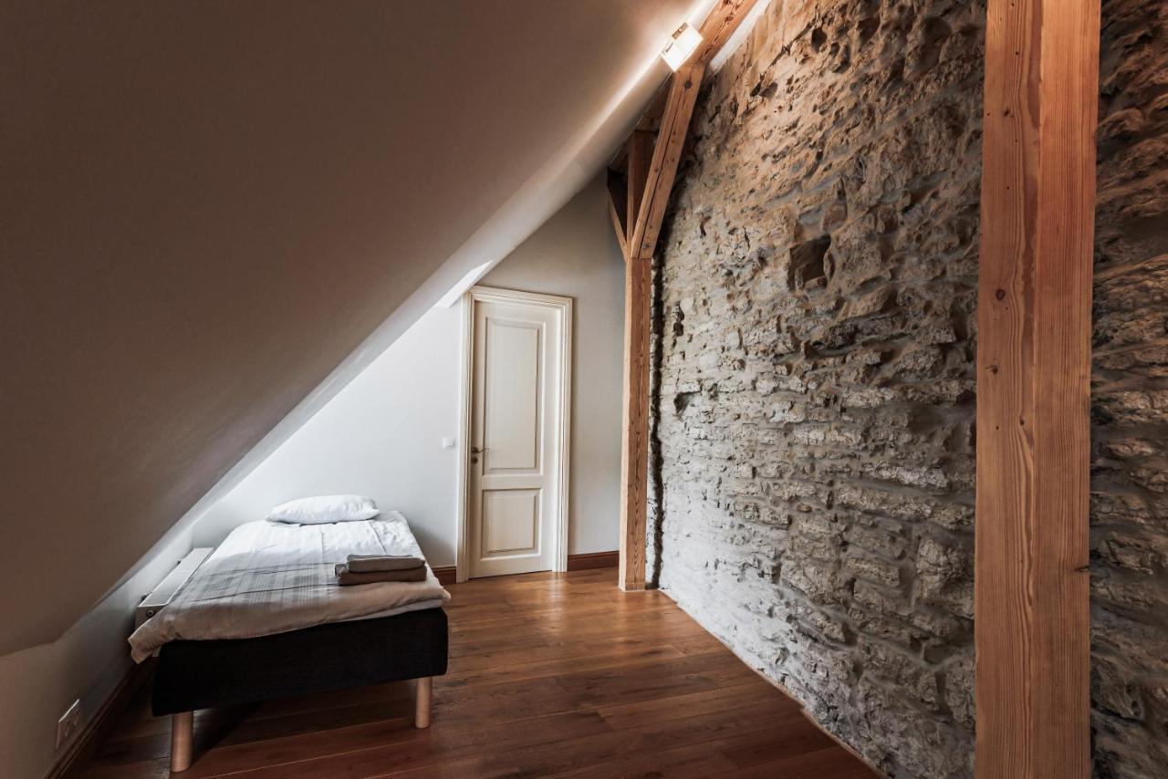 AirHome - Kuninga Apartment Tallinn Bagian luar foto