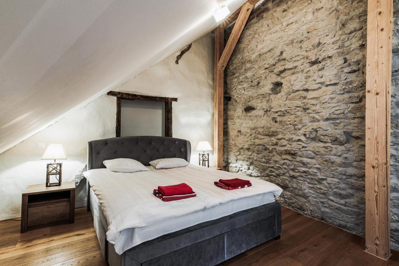 AirHome - Kuninga Apartment Tallinn Bagian luar foto