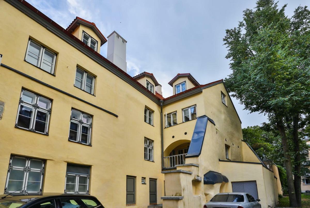 AirHome - Kuninga Apartment Tallinn Bagian luar foto